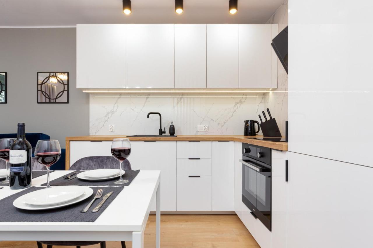 Beautiful Two-Bedroom Apartment Warsaw Bielany By Noclegi Renters 외부 사진