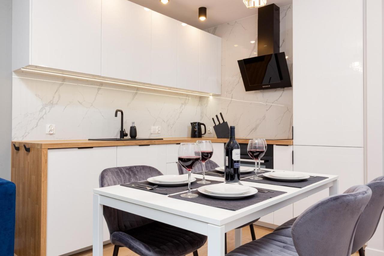 Beautiful Two-Bedroom Apartment Warsaw Bielany By Noclegi Renters 외부 사진