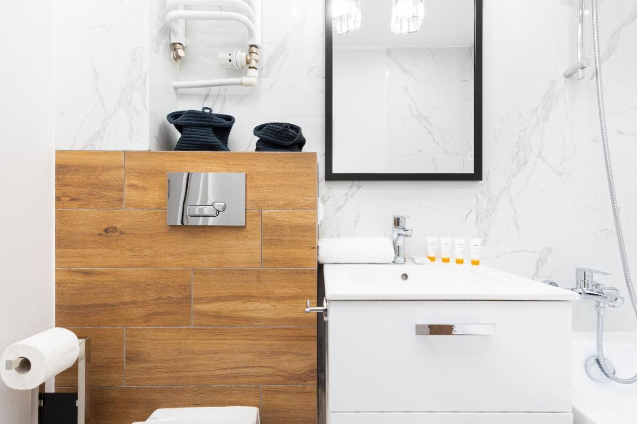 Beautiful Two-Bedroom Apartment Warsaw Bielany By Noclegi Renters 외부 사진